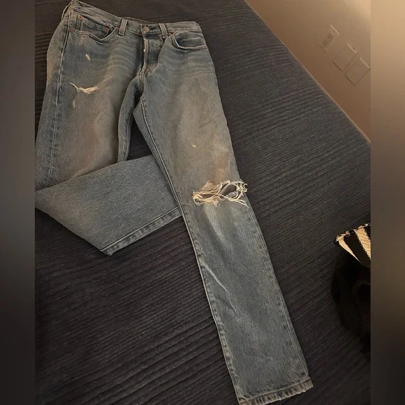 Levi's Premium Blue Denim - Picture 1 of 5